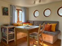 Wohnwagon MIA am Kangera Hof - Ferienwohnung Hinterhof