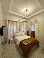 Home from Home Lekki - 2 Bedroom Idado Lekki - B&B Lagos
