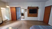 Suíte individual, ampla, aconchegante, bem localizada e com AR - B&B Vitória