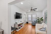 The Tarpon Studio Downtown Hideaway - B&B Tarpon Springs