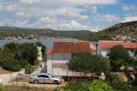 Appartamento con 2 Camere da Letto, Balcone e Vista mare