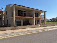 Tumby Bay Hotel Seafront Apartments - B&B Tumby Bay