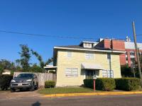 Private Guest Room 5 Min and less from FAMU, FSU, Downtown- TheDollHouse - Ferienwohnung Tallahassee