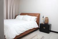 Blue Lake Estate Home - B&B Midrand