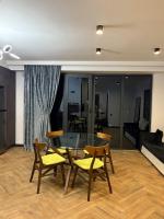 Modern City-View Suite, 20-min Walk to Center - B&B Yerevan