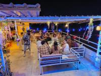 Rising Shemesh Home Stay - B&B