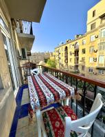 Sea View Old City Apartment - Bed and Breakfast Bakoe