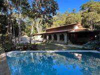 Casa 13 Floresta Boa Vista - Casa Espetacular com 6 Quartos e Arquitetura Única - B&B Teresópolis