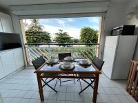 Très joli F2 climatisé vue mer - B&B Le Moule