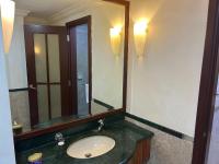 Apartamento de 2 dormitorios con vistas a la ciudad