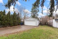 Spacious Home Near Hospitals with Office & Game Room - Ferienwohnung Cleveland Heights