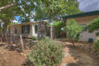 Nandina Cottage Hot-Tub Four Minutes to Marktplatz! - B&B Fredericksburg