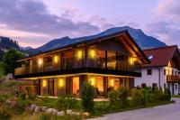 Ski-in Ski out Luxury Apartment - B&B Russbach am Pass Gschütt