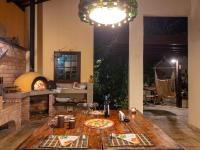 Casa de Campo espaçosa com área gourmet em Gravatá - Chambres d’hôtes Gravatá