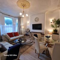 4 Bed Victorian house -Sleep 10 - B&B Plymouth