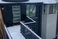 Sleeps 10 Cozy Modern Cabin 4 bedroom 3 bath 2400 sq ft 3 story Updated Quiet cabin - Chambres d'hôtes Crestline