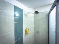 Laureles Coliving House Medellín - B&B Medellín