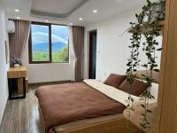 King Room with Mountain View