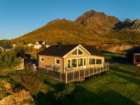 Paradise Bay Sea View Lofoten Aurora cabin - Bed and Breakfast Napp