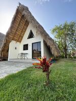 Charming Bungalow with Pool - B&B Sosúa