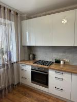 1 кім в Центрі з виглядом на Набережну - B&B