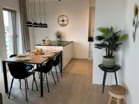 Luxury 2-Bedroom Apartment with Spacious Sun Terrace T131 - Chambres d'hôtes Ostende
