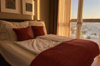 Heliotower Sky Suite 20th Floor Pool Gym - Ferienwohnung Wien