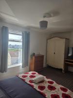 52 - room 4 - city view - Chambres d'hôtes Swansea