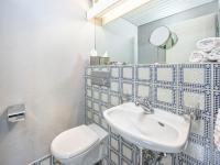 Two-Bedroom Apartment with Balcony No.221