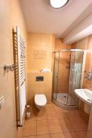 Tweepersoonskamer met 2 Aparte Bedden en Balkon