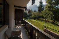 White Valey Retreat - B&B Buşteni