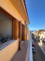 Made In Sicilia -IN CENTRO, ARIA CONDIZIONATA e NO ZTL- CITY CENTRE, AIRCON and NO LTZ - Chambres d'hôtes Castellammare del Golfo