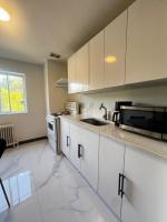 Upper Beaches Apartment - Chambres d'hôtes Toronto