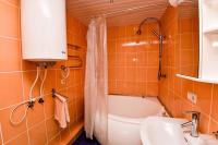 Apartment mit 2 Schlafzimmern und Küchenzeile