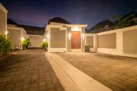 Villa Vela 1 - Brand new 3 bedroom villa - B&B Seminyak