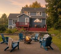 3BR Lake Luzerne Retreat with Game Room & Hot Tub - Chambres d’hôtes Lake Luzerne