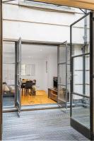 BnBNova - Heart of Holborn - 2BR with Patio - Ferienwohnung London