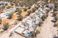 Aura Luxury Villas - Bed and Breakfast Kolýmpia