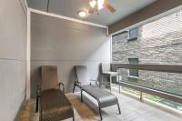 Spacious and Fully Furnished Condo Near St. Charles - Ferienwohnung New Orleans