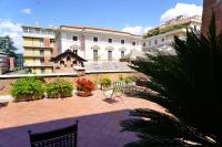 Renewed Historic Flat in Rome - B&B Roma