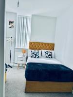 Strood Modern One Bed close to Castle and Dockyard - Flat 1 - B&B Rochester