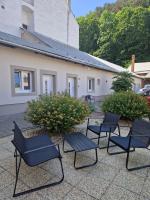 Apartmán so vstupom do privátneho wellness a výhľadom na hrad - Chambres d'hôtes Trenčín