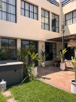 Charming Modern Villa with swimming pool - B&B Al Aggada