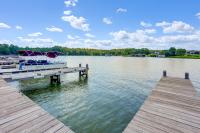 Lake Anna Retreat w/ Boat Slip | Sleeps 15 - B&B Mineral