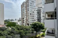 Sky Apartamento Sergio Bernales, parques y ciudad - Ferienwohnung Lima