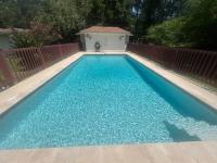 Mid City ranch! Huge backyard/Private pool! - Bed and Breakfast Baton Rouge