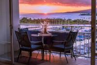 1341- Ilikai Collection 7- Gorgeous Sunset and Beachfront Condo - B&B Honolulu