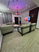 EFFAZ Apartments Airport Road Lugbe - B&B Abuja