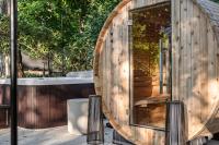 Hudson Valley Hot Tub Sauna Fire Pit Games - B&B Hudson