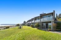 Shorewater Resort Oceanside Studio - 2 beds - Bed and Breakfast Qualicum Beach